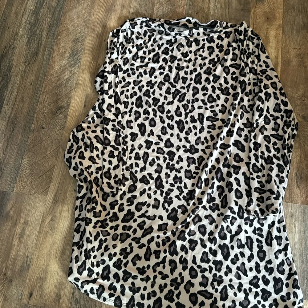 Women’s dress